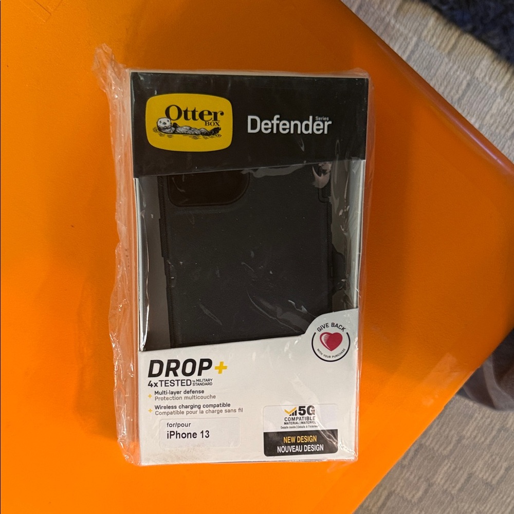OtterBox Defender Series iPhone 13 Case - Black
